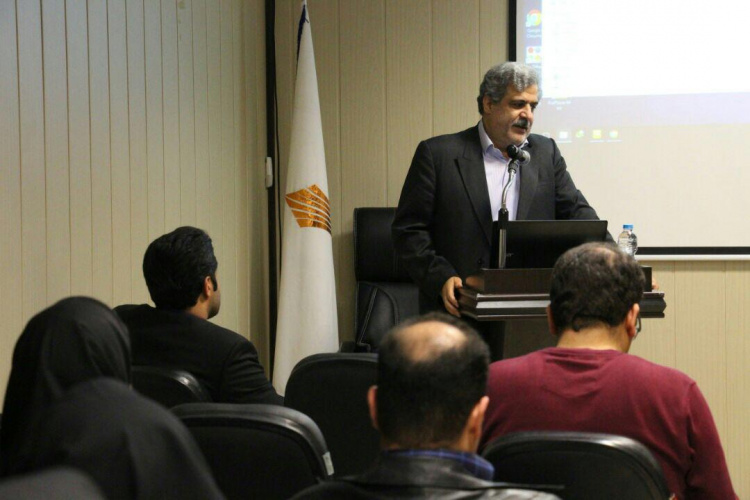 برگزاری کارگاه آموزشی فارغ التحصیلان واحد استانی غرب تهران