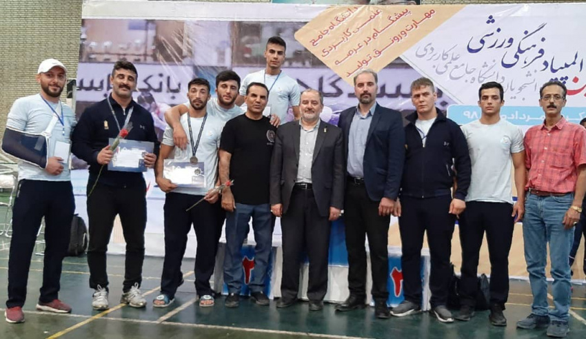 کسب عنوان سوم مجموع دانشجویان پسر واحد استانی غرب در پنجمین المپیاد فرهنگی ورزشی دانشگاه حاکی از توجه ویژه این واحد استانی به امر ورزش است