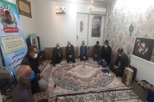 دیدار مسئولین دانشگاه جامع علمی کاربردی با خانواده دانشجوی مدافع حرم