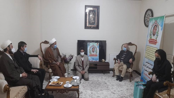 دیدار مسئولین دانشگاه جامع علمی کاربردی با خانواده دانشجوی مدافع حرم