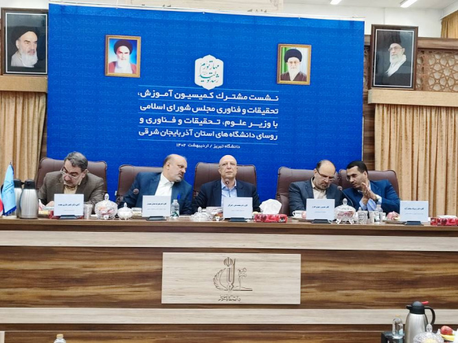 جامعه امروز به آموزش های مهارتی و کاربردی نیاز مبرم دارد