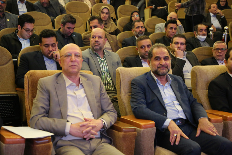 با طرح های نوآورانه و خلاقانه دانشگاه جامع علمی کاربردی ، میزان کار، آمادگی و اشتغال پذیری دانشجویان بالا رفته است