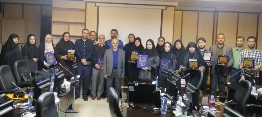 تجلیل از نفرات برگزیده دانشگاه جامع علمی کاربردی استان تهران غرب در نوزدهمین جشنواره درون دانشگاهی قرآن و عترت