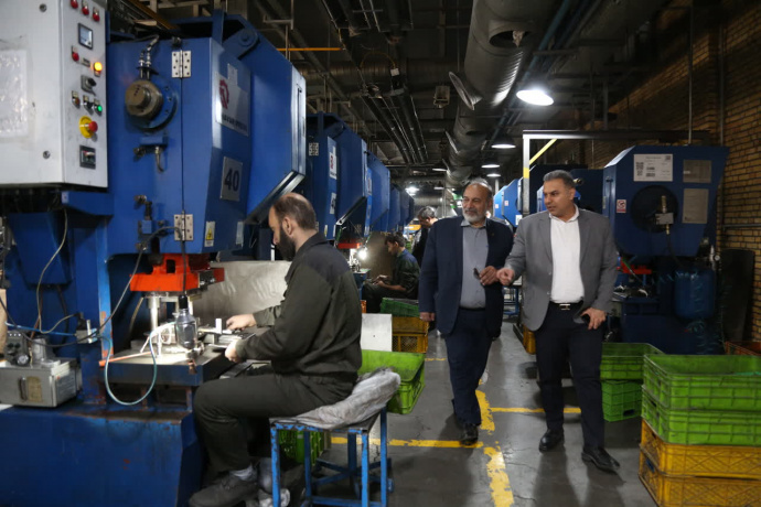 ایجاد برج های فناوری موجب توسعه خدمات و بهبود تولید صنایع می شود