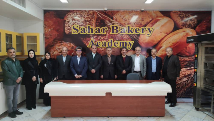 دانشگاه‌ها باید آموزش و پژوهش را در کنار هم پیش ببرند