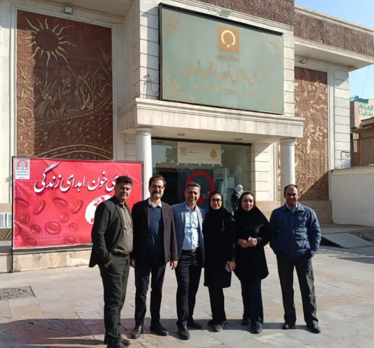 پویش مومنانه اهدای خون در مرکز آموزش علمی کاربردی صنایع ایران