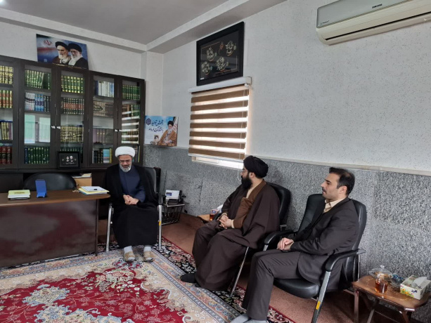 دانشگاه جامع علمی کاربردی به ایجاد اشتغال برای جوانان کمک می کند