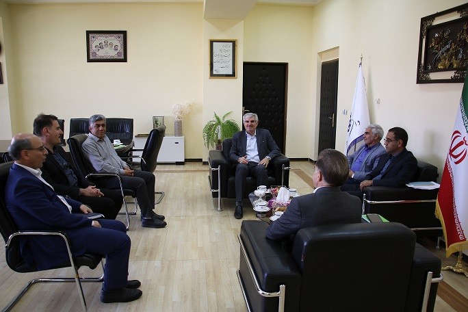 تقویت همزیستی نهادی و توسعه آموزش مهارتی در دستور کار نشست رؤسای دانشگاههای جامع علمیکاربردی و ایلام