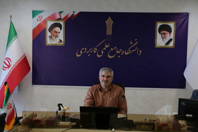 بازنگری آییننامه انتصاب روسا و سرپرستان مراکز آموزش علمی کاربردی و تقویت فرآیند انتخاب مدیران شایسته در راستای سیاستهای کلان دانشگاه